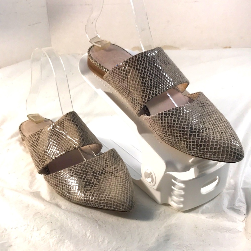 Matisse Women's Berlin Motif Neutral Snake-print Leather Pointy Toe Slides Mules
